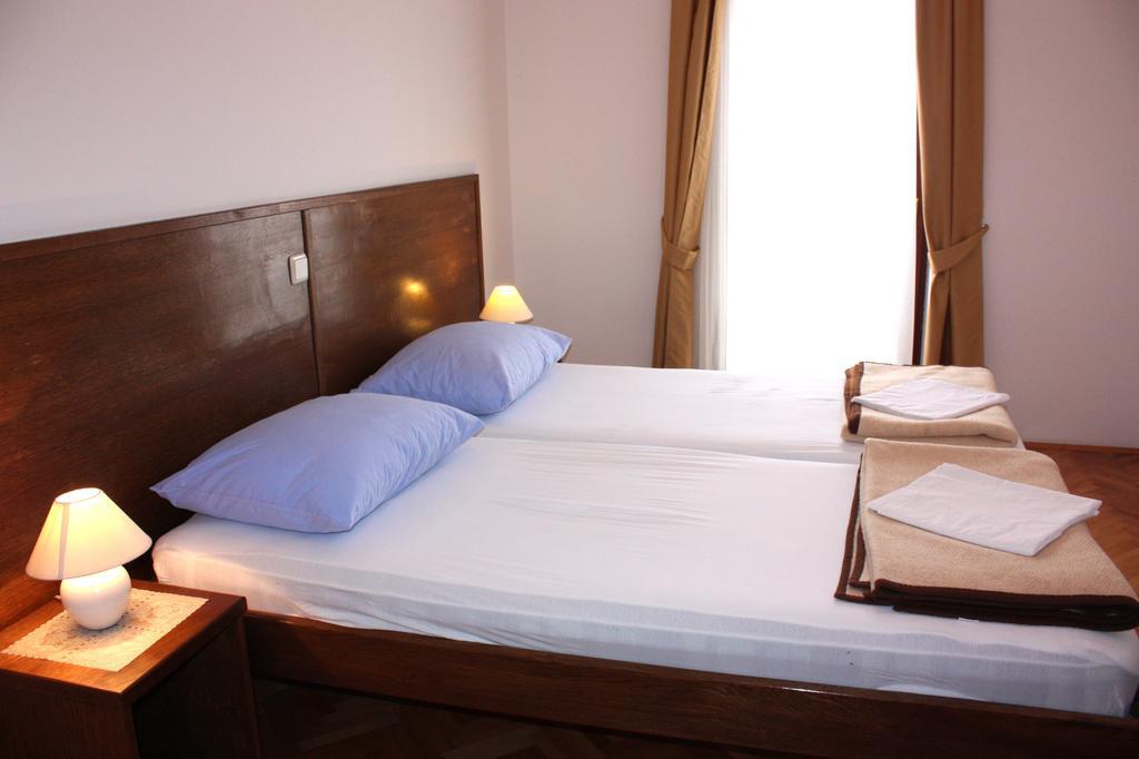 Mb Bed&Breakfast Pag Town Chambre photo